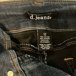 D. Jeans Indigo Denim Pants